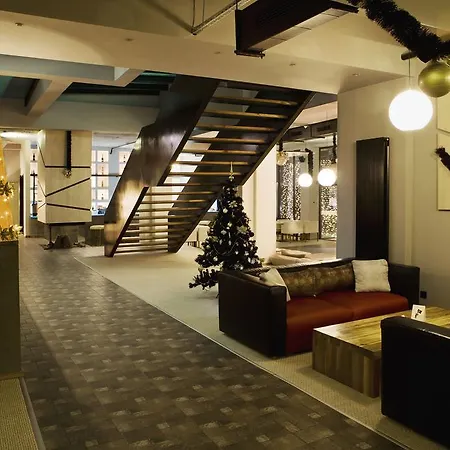 Riverside Boutique Hotel 4*